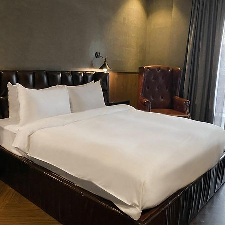 Check Inn Phnom Penh Bkk1 מראה חיצוני תמונה