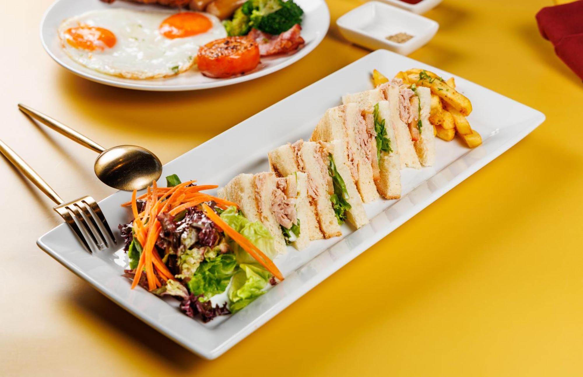 Check Inn Phnom Penh Bkk1 מראה חיצוני תמונה